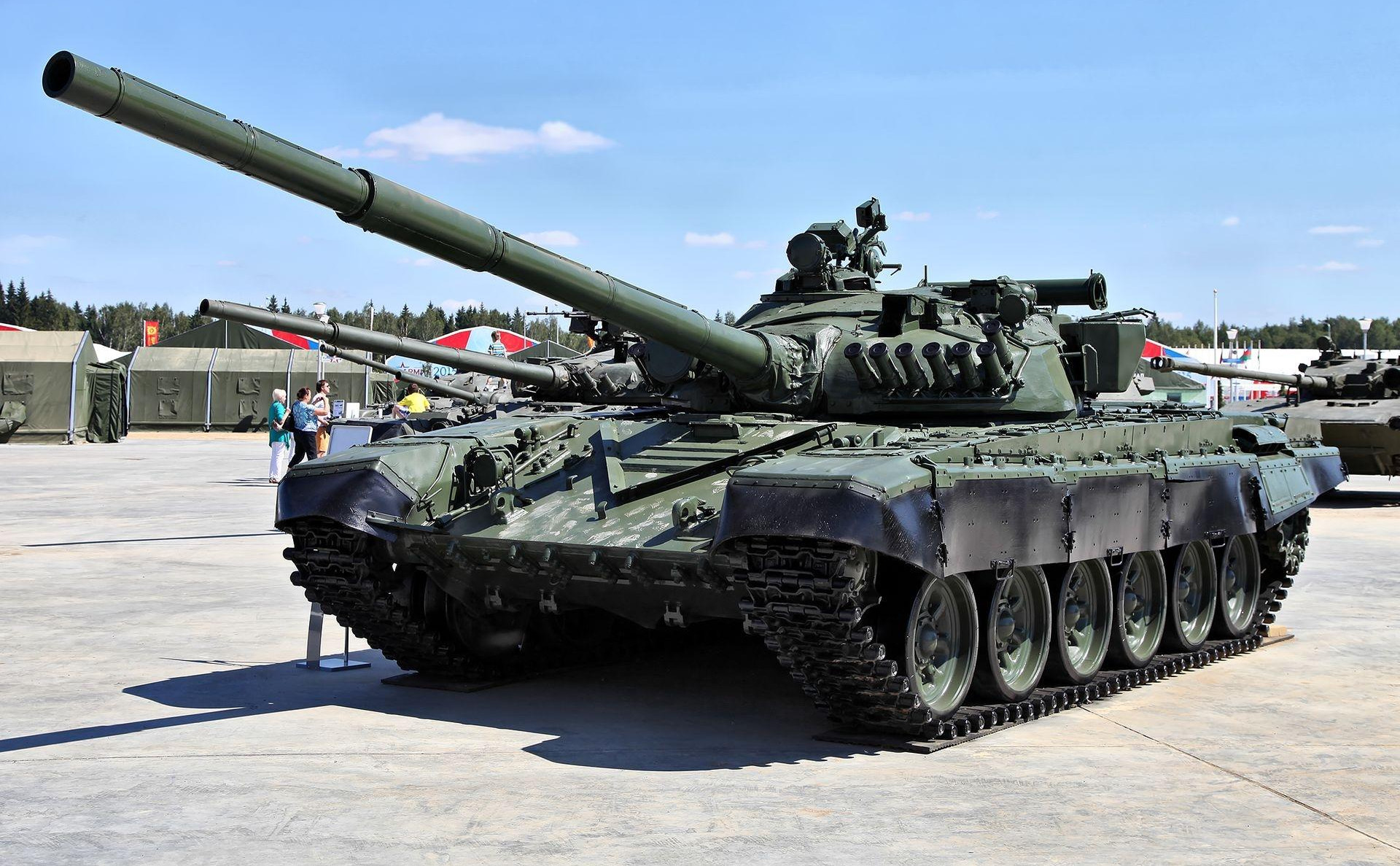 KIJEV MODERNIZUJE TENKOVE T 72A: Rusija tvrdi da je to nezakonito i neefikasno!