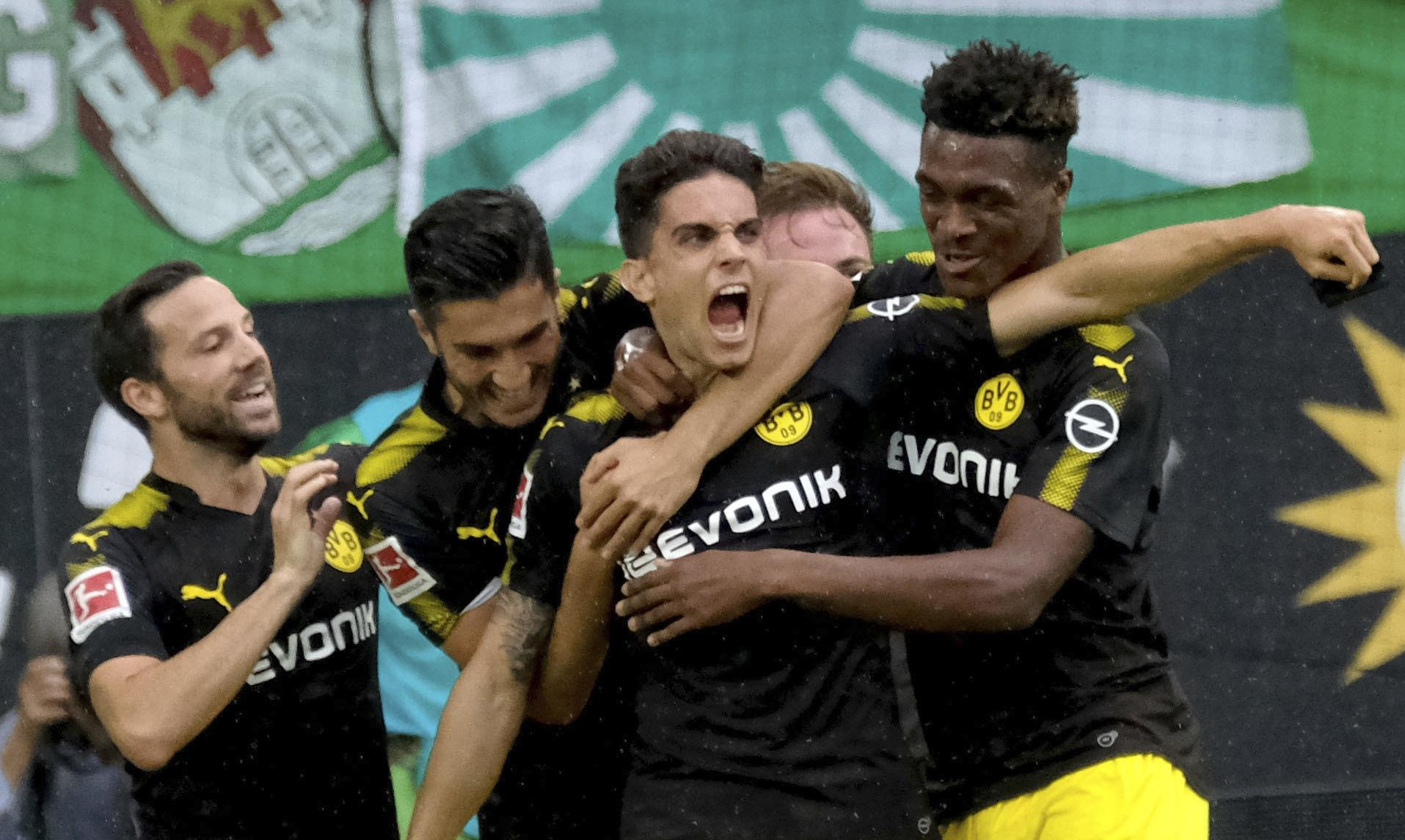 (VIDEO) BUNDESLIGA: Dortmund izrešetao "vukove", Kostić igrao sat vremena