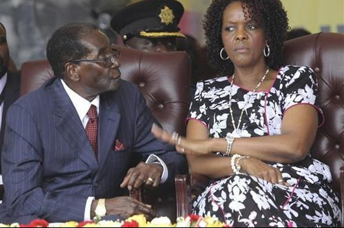 (VIDEO) ZIMBABVE DAN POSLE: "Puča nije bilo", ali je vojska na ulicama, a predsednik MUGABE U PRITVORU!