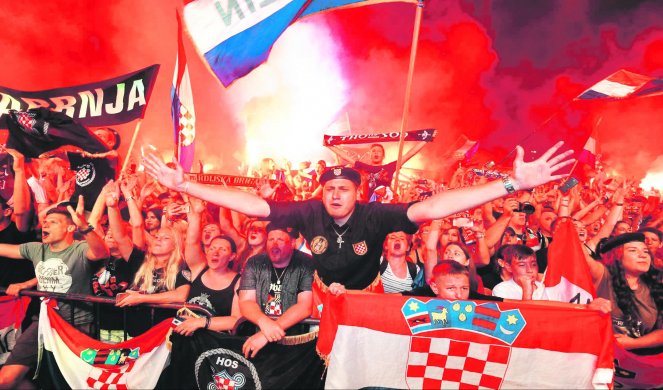 USTAŠE DIŽU 'KAJOVE' NA SRBE NA GODIŠNJICU 'OLUJE'! Nova strašna provokacija Hrvatske na koju niko iz EU nije reagovao!