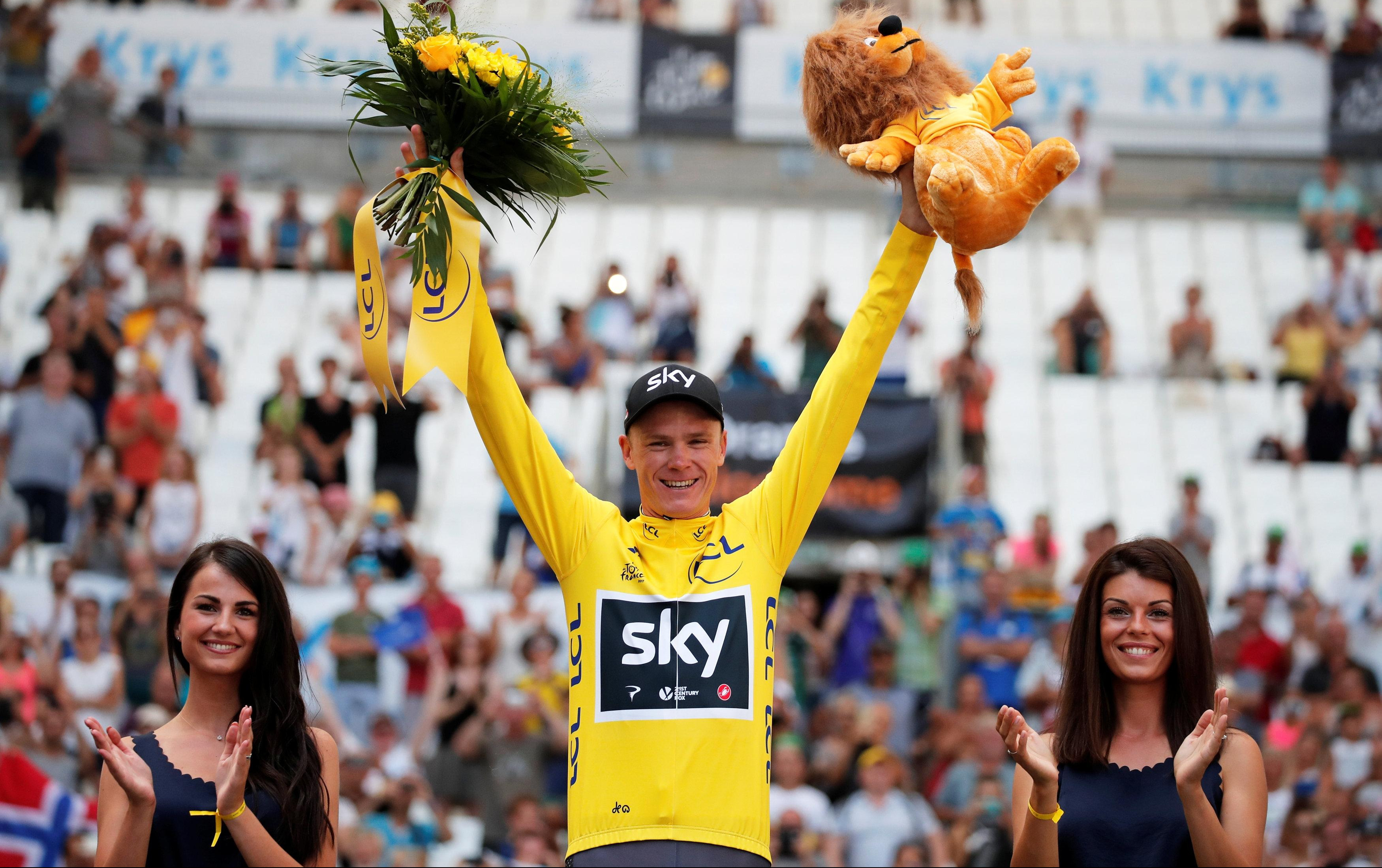 NEPRIKOSNOVENI KRIS FRUM! Britanac obezbedio četvrtu titulu na Tur de Fransu