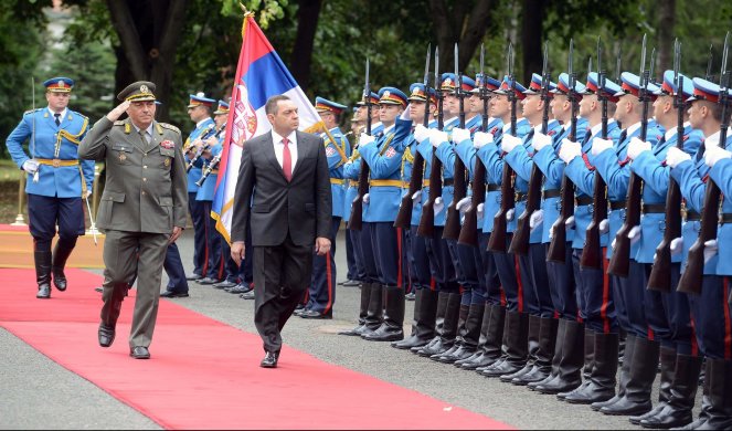 VULIN: Vojska Srbije je čuvar tradicionalnih vrednosti i uzdanica porodice u Srbiji