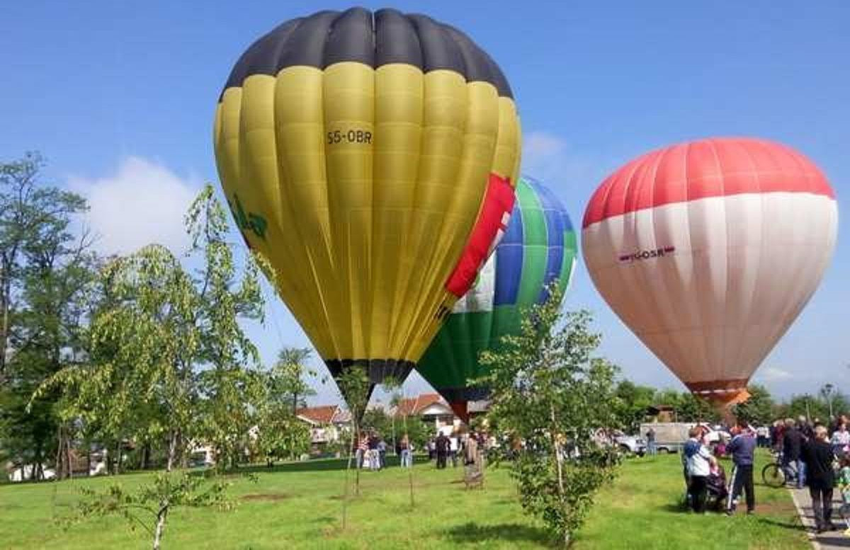 HAJDE DA LETIMO ZAJEDNO: Počeo Međunarodni festival balona u Kruševcu