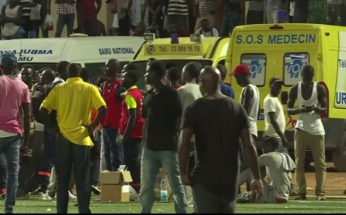 (VIDEO) PAO ZID NA STADIONU u Senegalu posle stampeda, OSMORO poginulo!