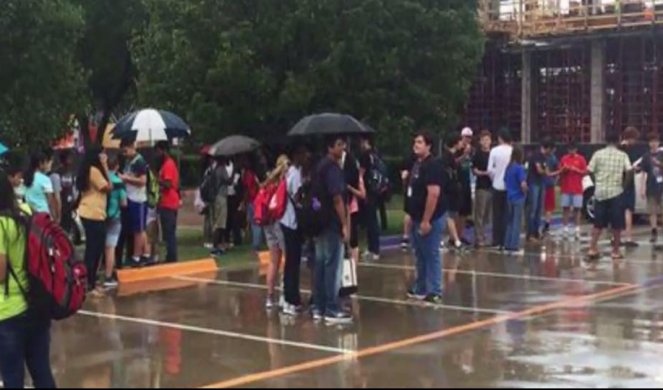UZBUNA U DALASU: Univerzitet Teksas naredio evakuaciju zbog LAŽNE PRETNJE BOMBOM!