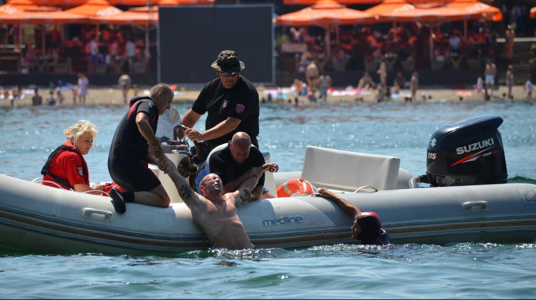 (FOTO) MINISTAR POLICIJE STEFANOVIĆ APELOVAO NA KUPAČE: Budite oprezni, ne ulazite nepripremljeni u vodu!
