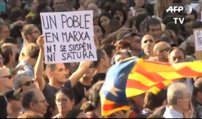 (VIDEO) BARSELONA NA NOGAMA! Pola miliona ljudi na ulicama prestonice Katalonije!