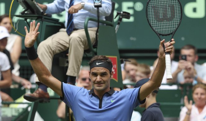 RODŽER SE OŠTRI ZA VIMBLDON! Federer bez izgubljenog seta do četvrtfinala Halea