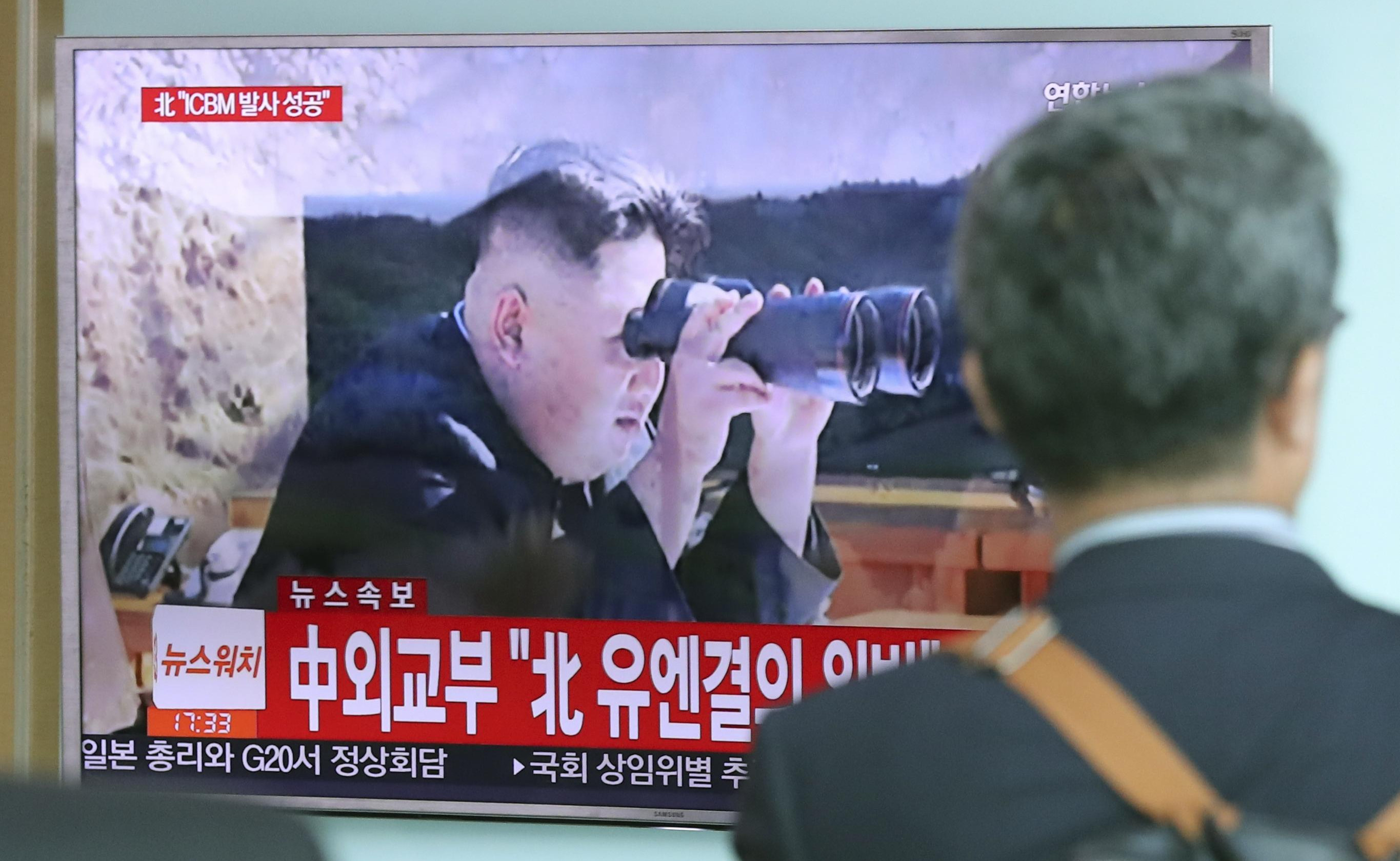 KIMU SE OSLADILO! Svet u panici, a severnokorejski lider traži JOŠ RAKETNIH PROBA!