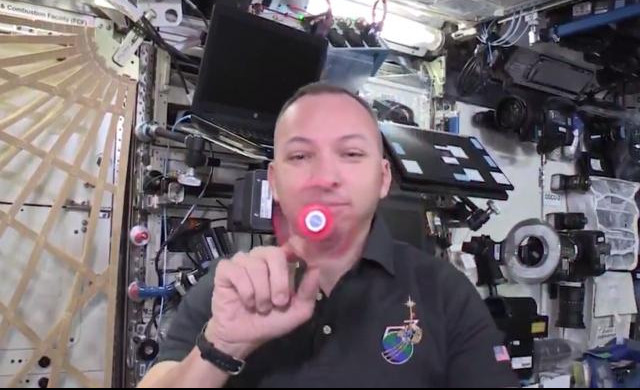 (VIDEO) SPINOVANJE: Astronaut snimkom iz svemira oduševio korisnike interneta!