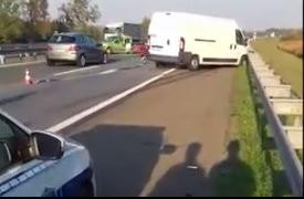(VIDEO) DVE OSOBE POGINULE! Teška saobraćajna nesreća kod Umčara!