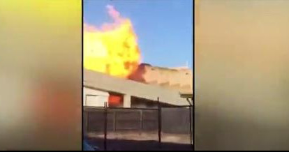 (VIDEO) EKSPLOZIJA U MELBURNU: Zbog požara evakuisan tržni centar!