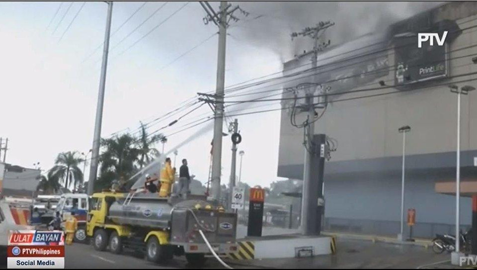 (VIDEO) UŽAS NA FILIPINIMA! Gori tržni centar, stradalo 37 osoba!