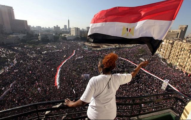 DEMOKRATIJA NA EGIPATSKI NAČIN: Uhapšen general koji je najavio predsedničku kandidaturu! 