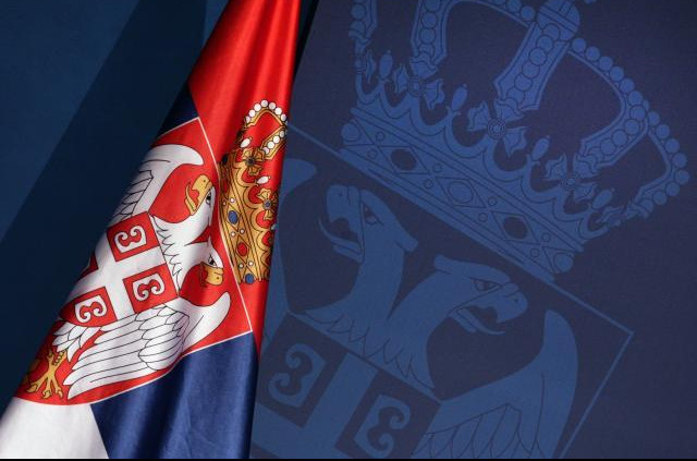 (ANKETA) ZNATE LI KOJI PRAZNIK DANAS OBELEŽAVAMO? Ovo je važan dan za Srbiju, neradan je, a na reveru NOSIMO POSEBAN CVET!
