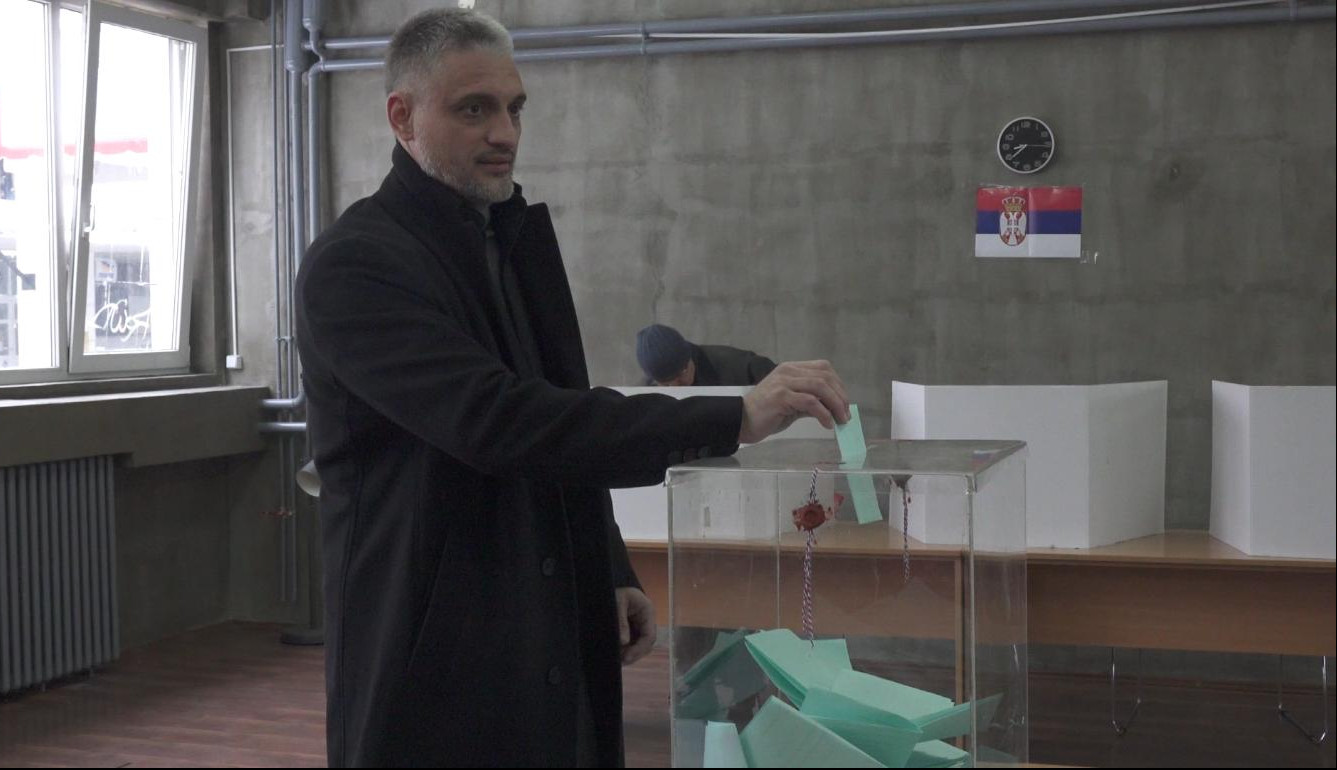 ZA LDP GLASALI SAMO ON I ŽENA! Čeda Jovanović na svom biračkom mestu dobio dva glasa!