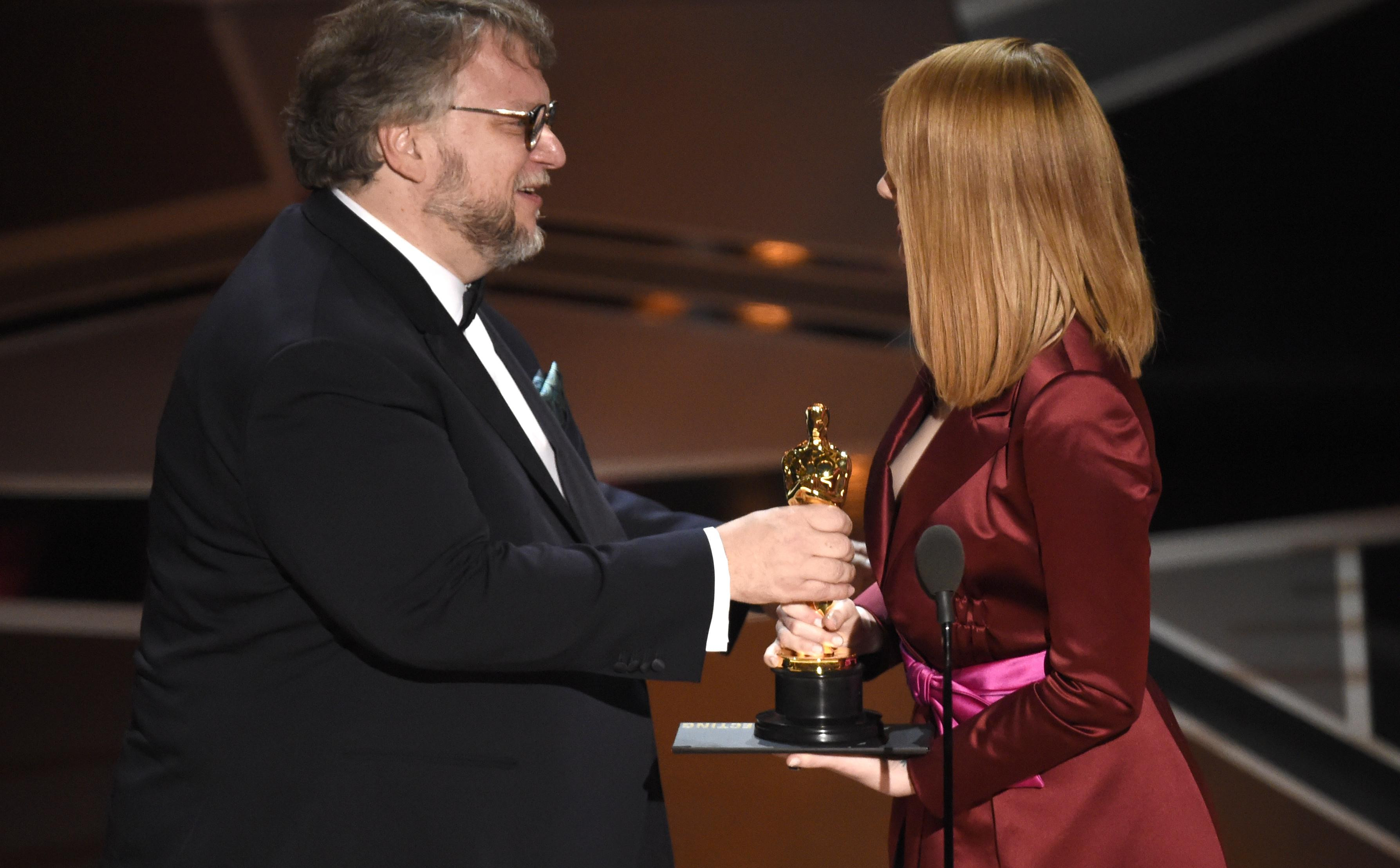 (FOTO) BEZ IZNENAĐENJA: Četiri Oskara za "Oblik vode", ceremonija pod senkom Harvija Vajnstajna!