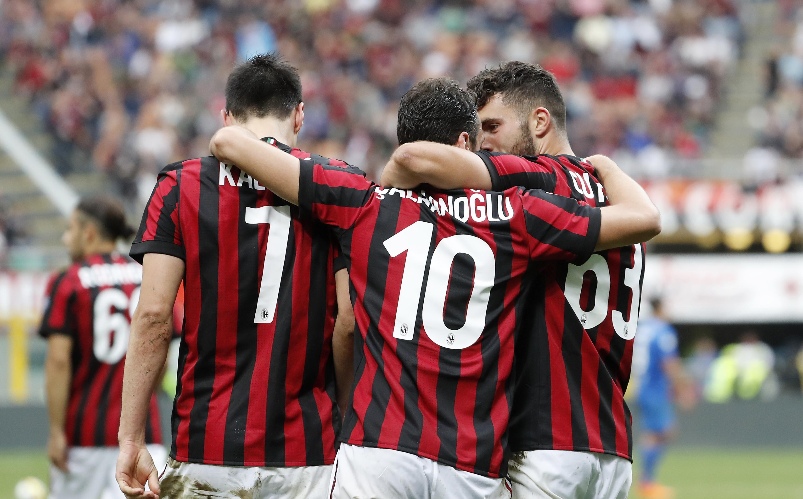 (VIDEO) SERIJA A: Milan "petardom" do Lige Evrope, Krotone ispao iz lige!