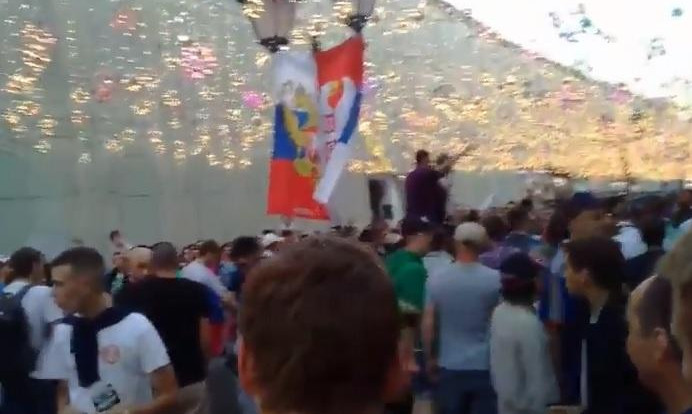 (VIDEO) GRMELO U CENTRU MOSKVE: Kosovo je Srbija! A, posle toga - "Kaćuša"!