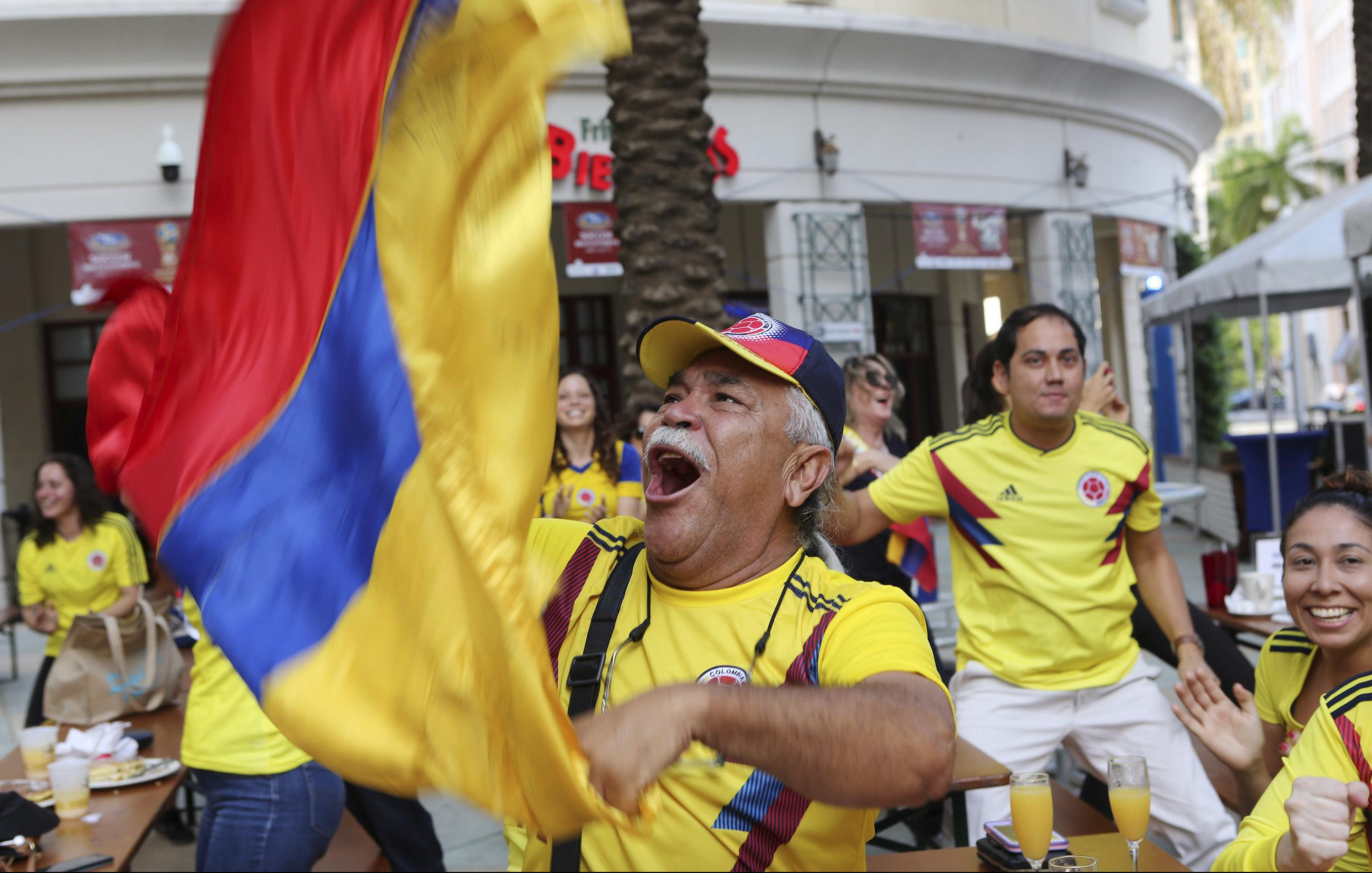 (FOTO) DRESOVI NATOPLJENI KOKAINOM! Neverovatna priča stiže iz Kolumbije!