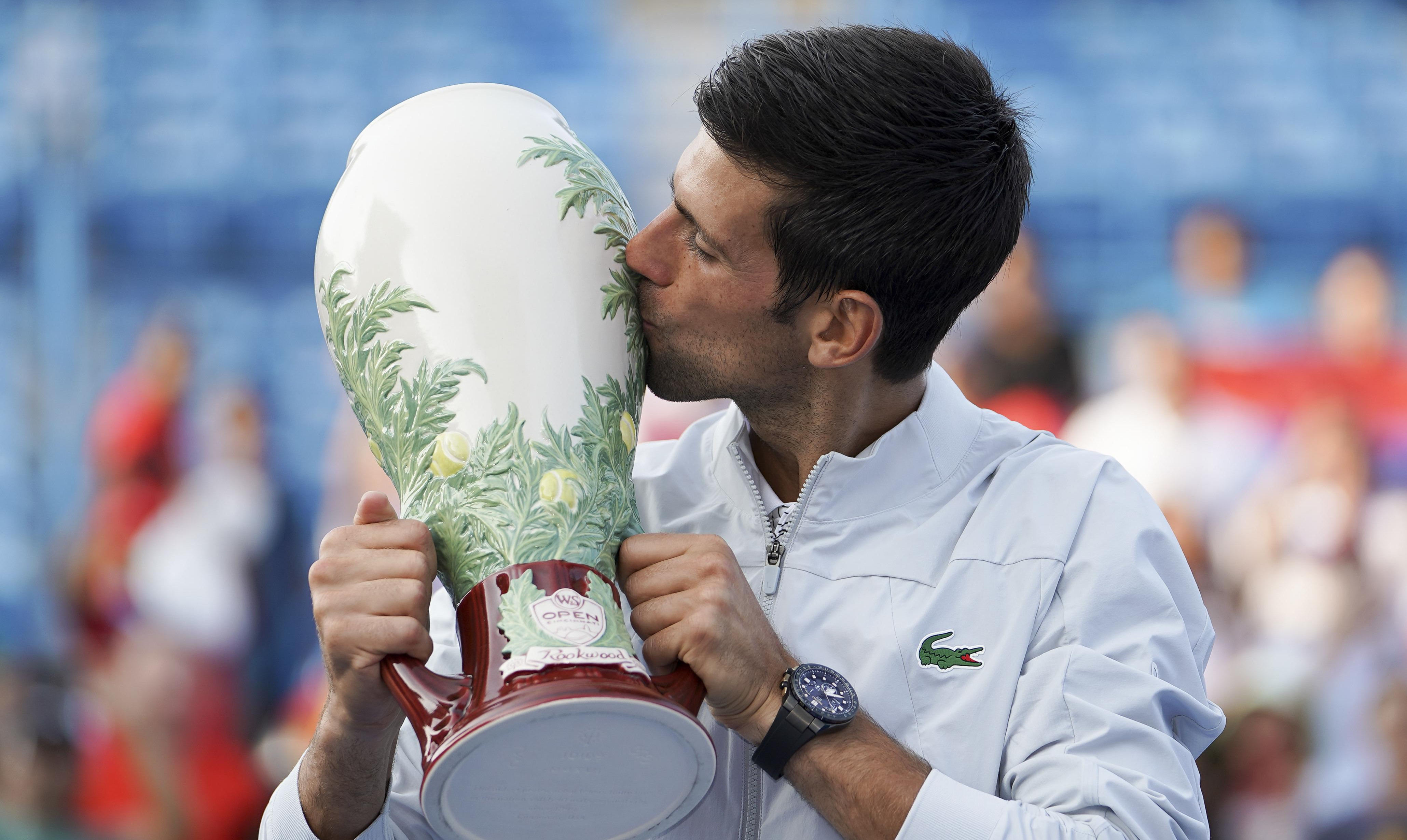 NA OVO ĆU BITI PONOSAN DO KRAJA ŽIVOTA! Novak posle Zlatnog mastersa pokazao koliko poštuje Federera i Nadala!