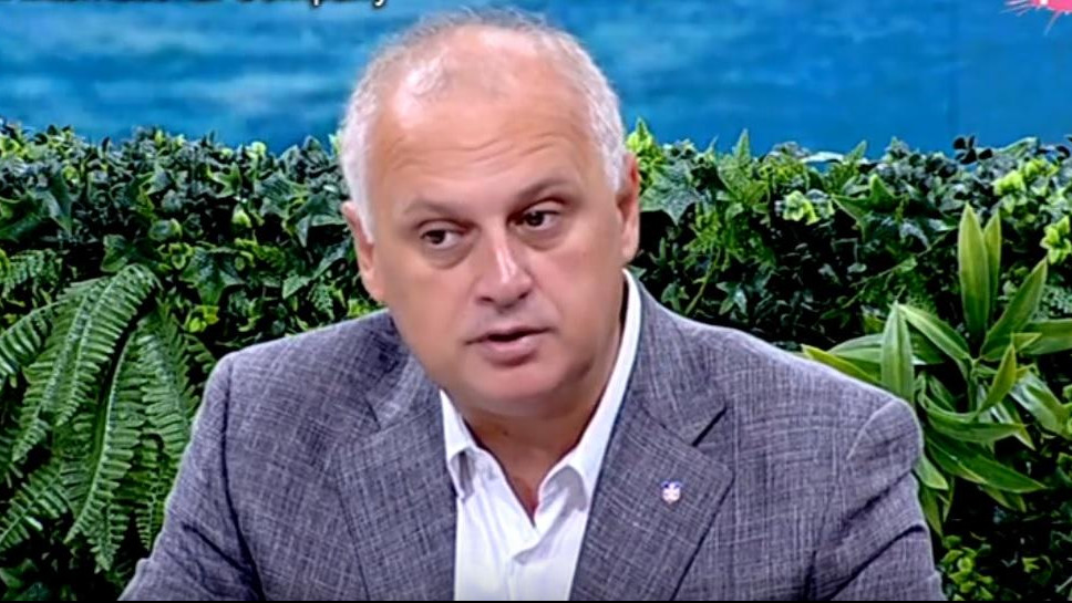 (VIDEO) VESIĆ NA TV PINK: Đilas noću ide po ambasadama i govori kako bi priznao Kosovo, a danju BUNI NAROD PROTIV VUČIĆA!