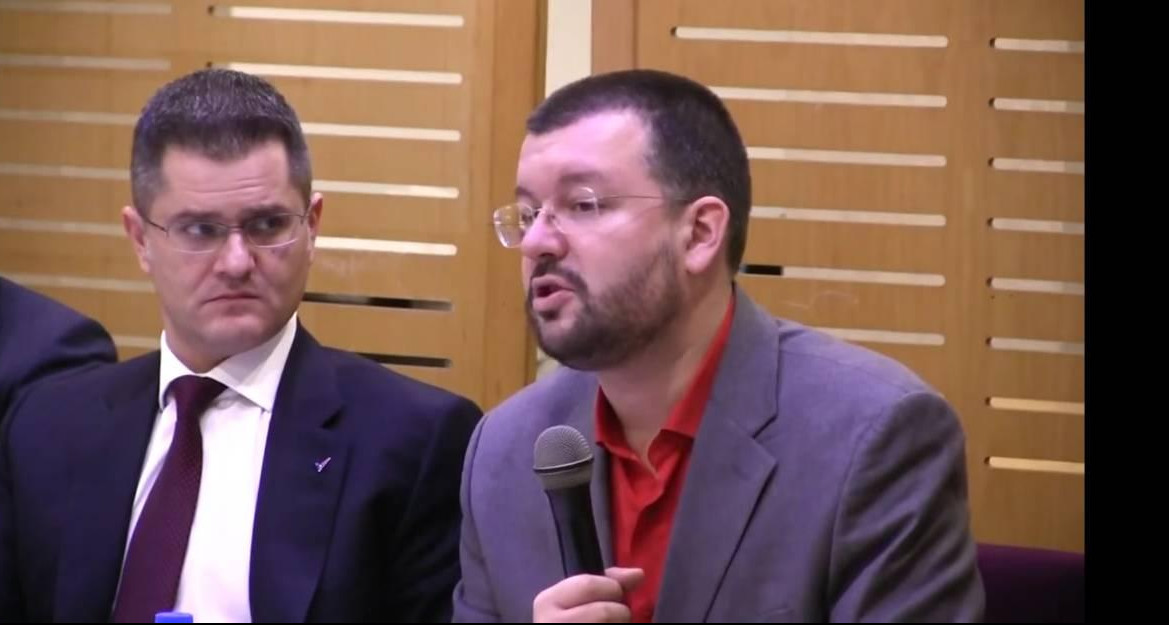 (VIDEO) JEREMIĆEV SAVETNIK ČEDA ANTIĆ TVRDI: Kosovo je izgubljeno, prodala ga je Demokratska stranka!