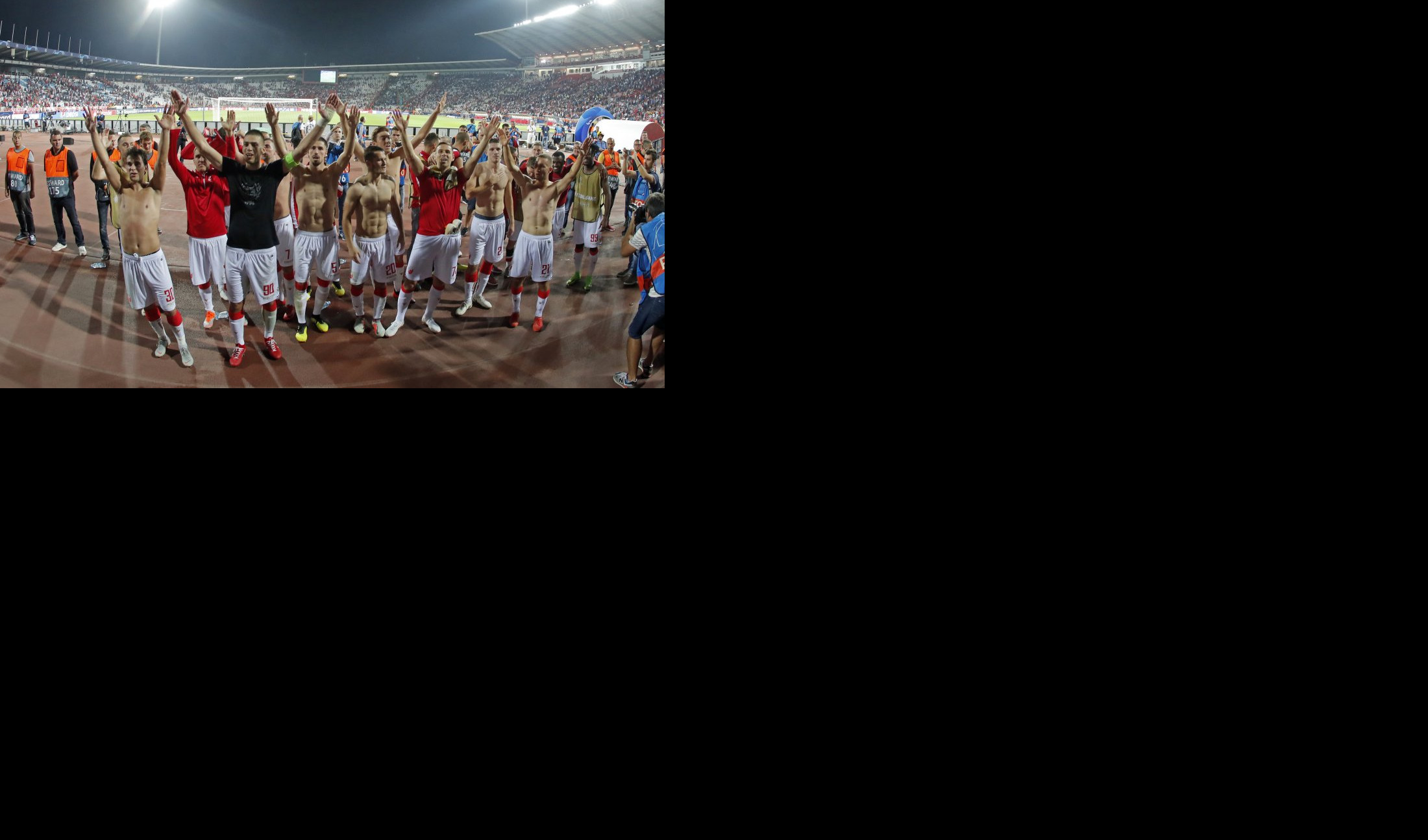 (VIDEO/FOTO) BRAVO ZVEZDO! Crveno-beli odoleli strašnom Napoliju i osvojili bod na debiju u Ligi šampiona!