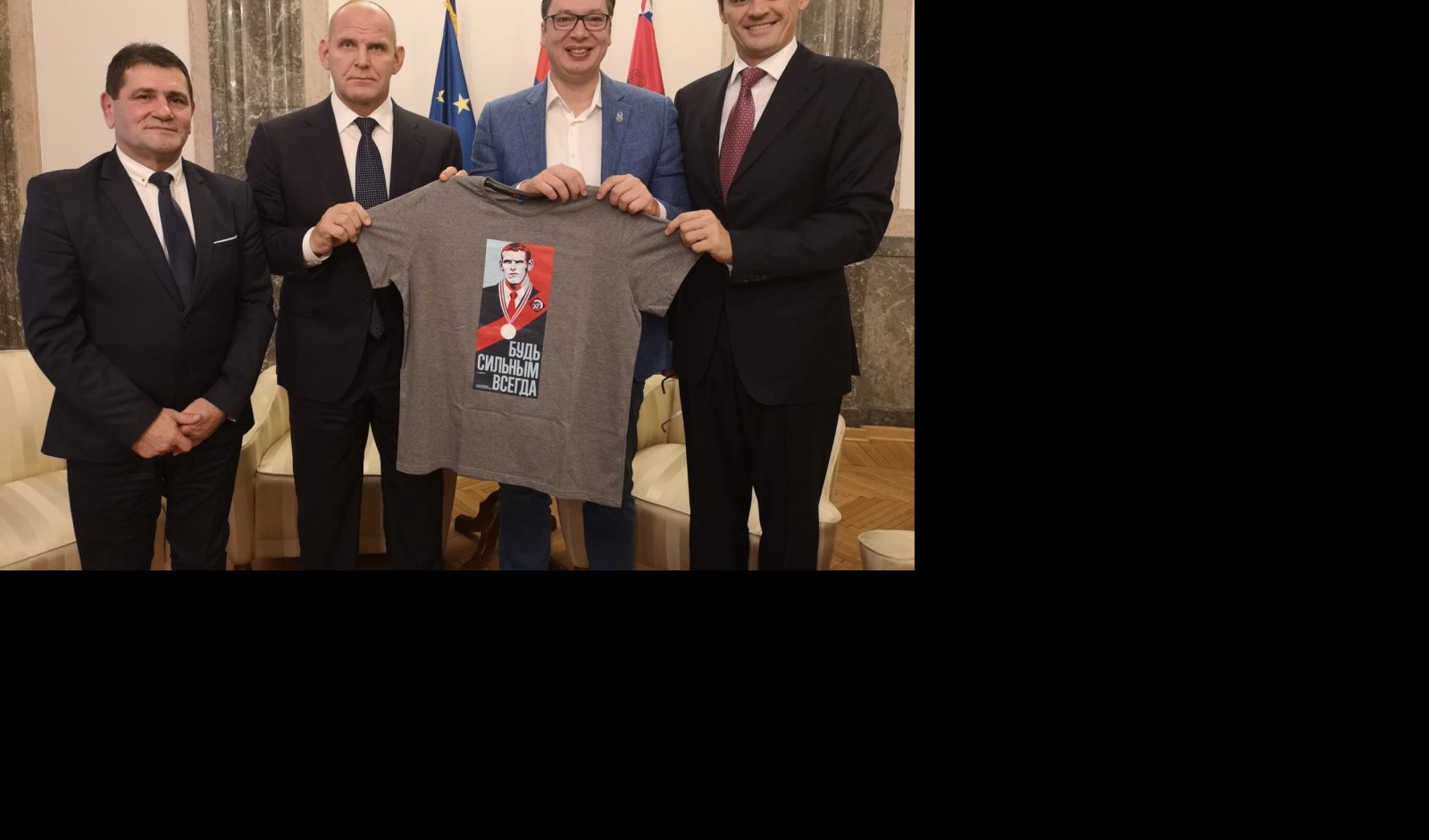 VUČIĆ UGOSTIO RUSKOG HULKA! Nećete verovati kakav poklon je dobio predsednik Srbije!