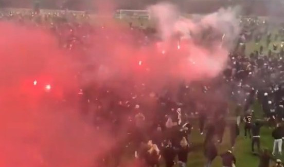 (VIDEO) "GORI" I U HLADNOJ ŠVEDSKOJ! Ovako su navijači AIK-a proslavili titulu posle devet godina!