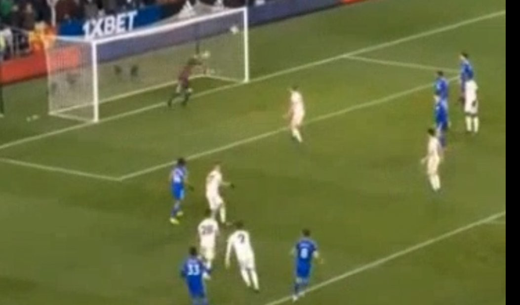 (VIDEO) POCEPAO MREŽU! Igrač Kardifa postigao jedan od najlepših golova u sezoni