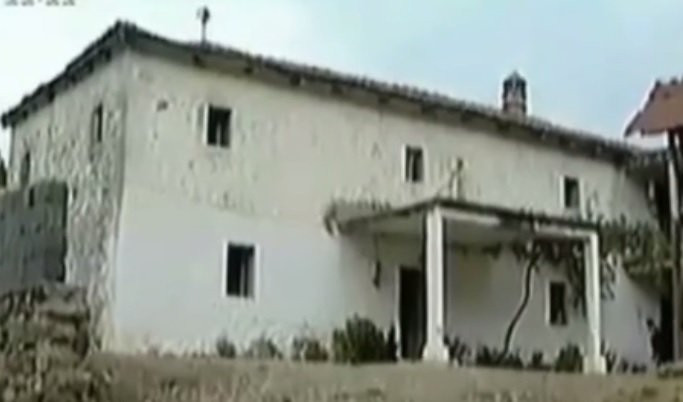 NOVA SVEDOČENJA O STRAŠNIM ZLOČINIMA NAD SRBIMA TOKOM RATA! Albanski svedok: U 'Žutoj kući' osećali su se krv i lekovi!