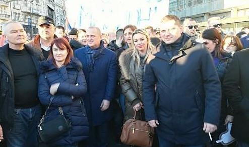 (FOTO) VAŽNO JE DA SRBIJA OSTANE SLOBODNA I NEZAVISNA! Vesić: Putinova poseta trijumf Vučićeve spoljne politike!