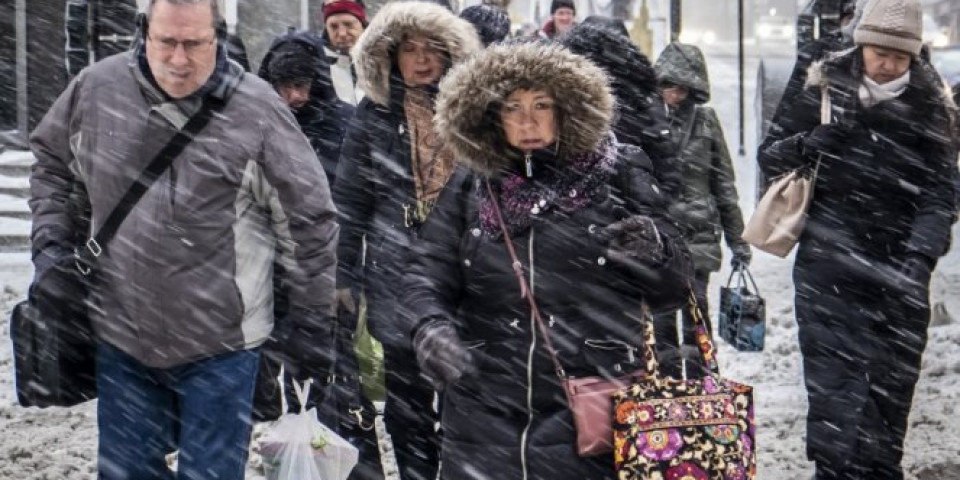 OVO NIJE DOBRO! Upozorenje meteorologa RHMZ - stiže sneg, napadaće u celoj Srbiji!