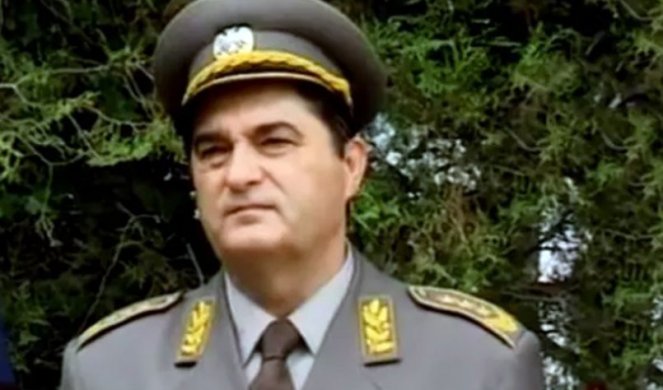 GENERAL PAVKOVIĆ PISAO SABORCIMA IZ 1999: Ne nasedajte na obećanja i prazne priče onih koji su srozali našu Vojsku!