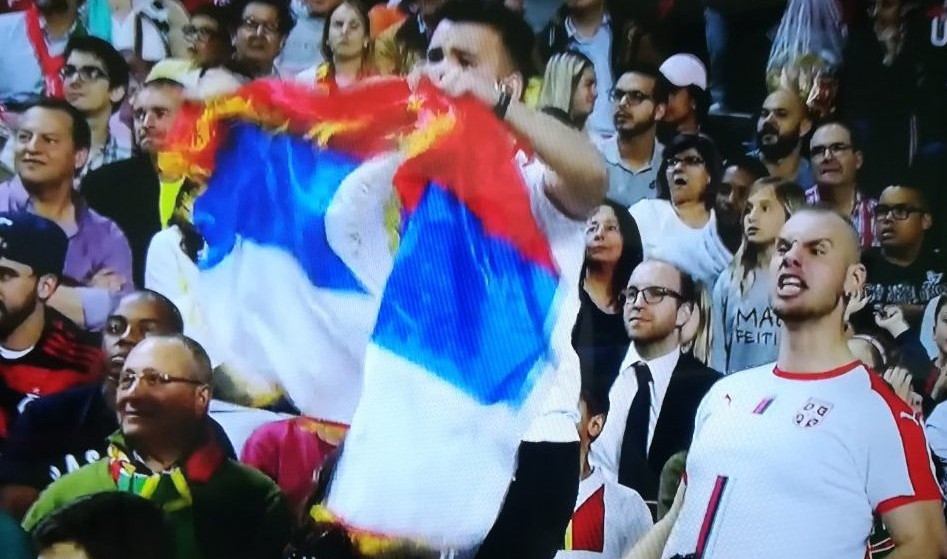 (HIT FOTO) A U LISABONU - MUK! Portugalci u šoku gledali proslavu dva Srbina!
