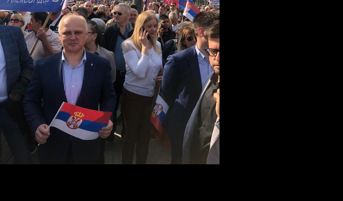 VESIĆ: Održan najveći skup u modernoj političkoj istorijI Srbije!