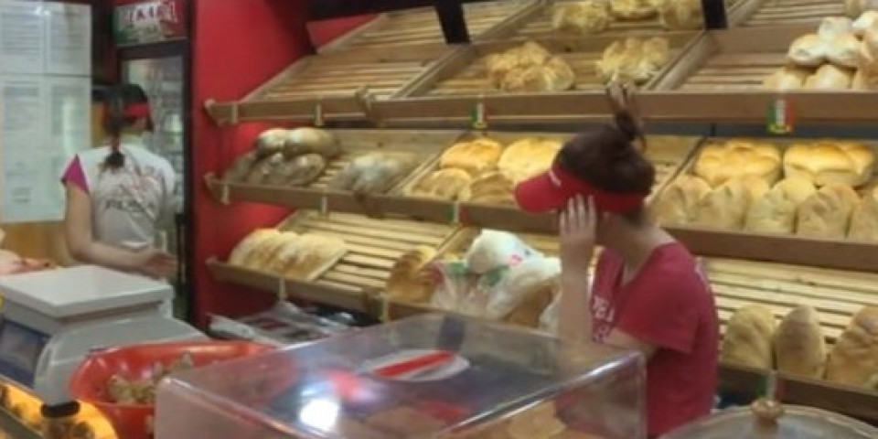 BUREK ILI ŽIVOT! Lažni bezbednjak plastičnim pištoljem pretio pekaru!