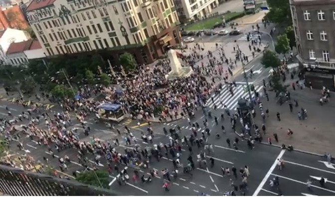(VIDEO) KONAČAN KRAJ PROTESTA! Opozicija doživela DEFINITIVAN KRAH! Na protestima nema ni 500 ĐILASOVACA!