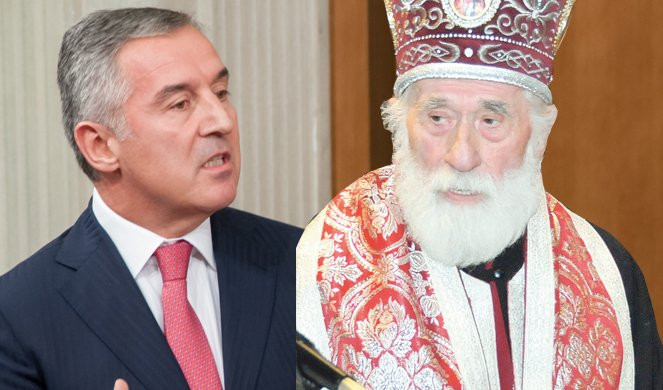 KUKASTI KRST KAO PORUKA SRBIMA! Ovo su Milovi borci za Crnogorsku pravoslavnu crkvu! (FOTO)