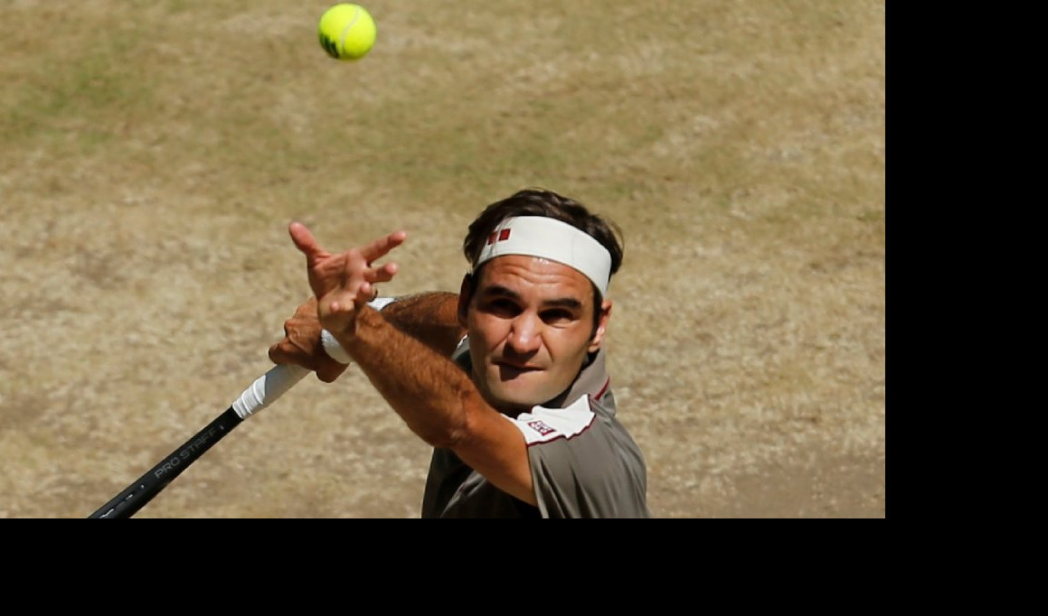 ČISTA DESETKA! Federer pokorio turnir u Haleu!