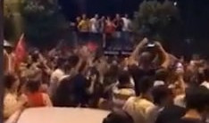(VIDEO) POBEDU NAD ERDOGANOM SLAVILI UZ NADU TOPČAGIĆ! Opozicija u Istanbulu uživala uz hit naše pevačice!