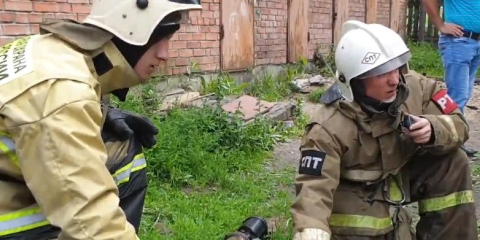 HOROR U RUSIJI: U požaru stradalo troje dece, dvoje teško povređeno!