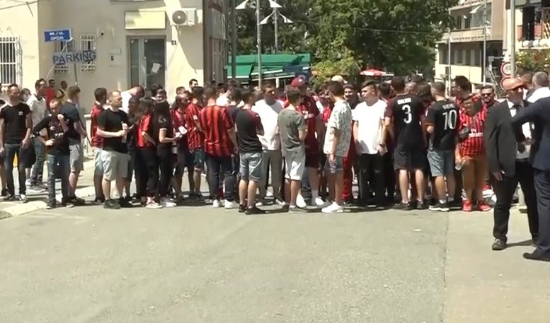 (VIDEO) ITALIJANI, NEKADA STE BILI VELIKI KLUB! Milan došao na tzv. Kosovo da igra prijateljski meč!