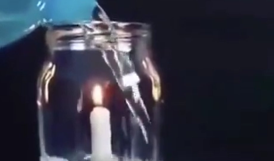 (VIDEO) VATRA KOJU NE GASI VODA? Ovakvu sveću nemate kod kuće!