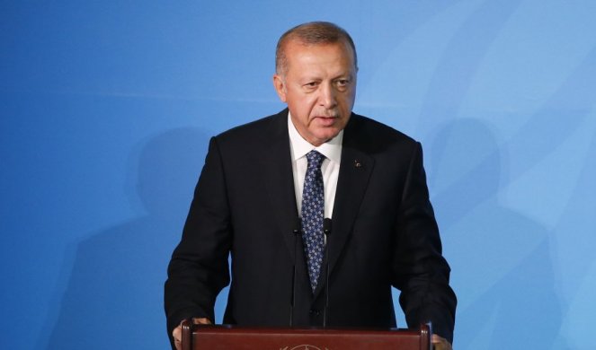 TURSKI MEDIJI: Erdogan šalje 300 kamiona sa NAORUŽANJEM NA GRANICU SA SIRIJOM!
