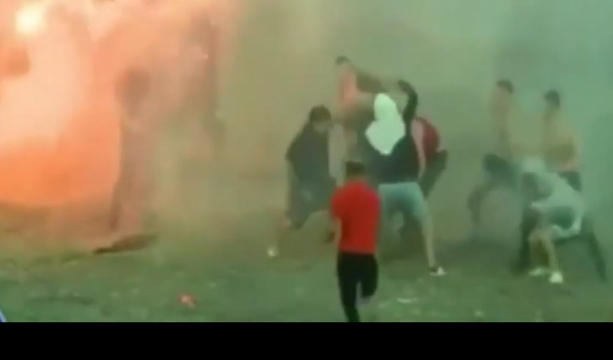 (VIDEO) PALA KRV U ALBANIJI! Stravične scene, brutalna tuča huligana, pucale glave, letele štangle...