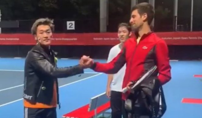 (VIDEO/FOTO) NEVEROVATNA PRIČA! Novak počastvovan - zbog njega se ovaj Japanac preselio u Pančevo, učio srpski, igrao tenis...
