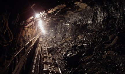 EKSPLOZIJA U RUDNIKU! Poginulo najmanje 11 ljudi! Deset rudara zatrpano pod zemljom na dubini od 900 metara