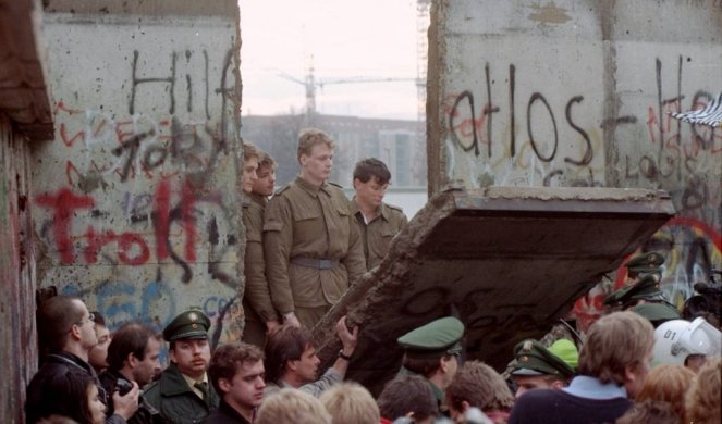 JEDAN POTEZ MOSKVE MOGAO JE DA NAPRAVI PAKAO! Nemci 30 godina posle pada Berlinskog zida zahvalni Sovjetima!